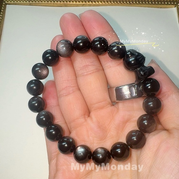 Hello Kitty Silver Obsidian Bracelet 10mm - Picture 5 of 7